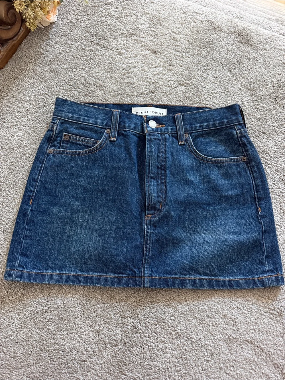 Aritzia Denim Forum 90’s Ricci Denim Skirt